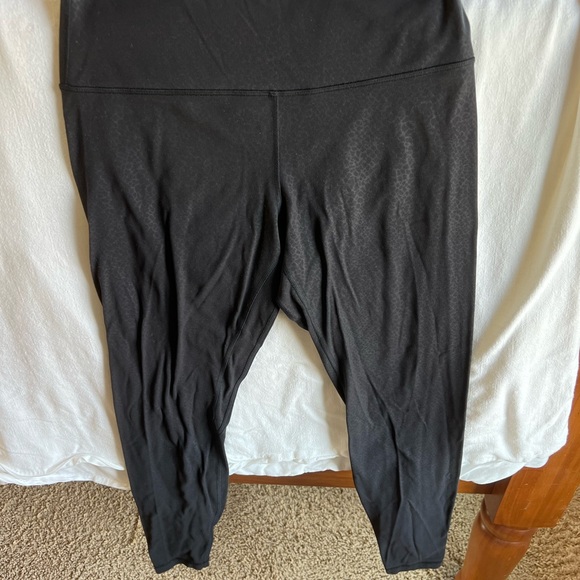Lululemon Align size 10, 28” align leggings - Picture 3 of 5